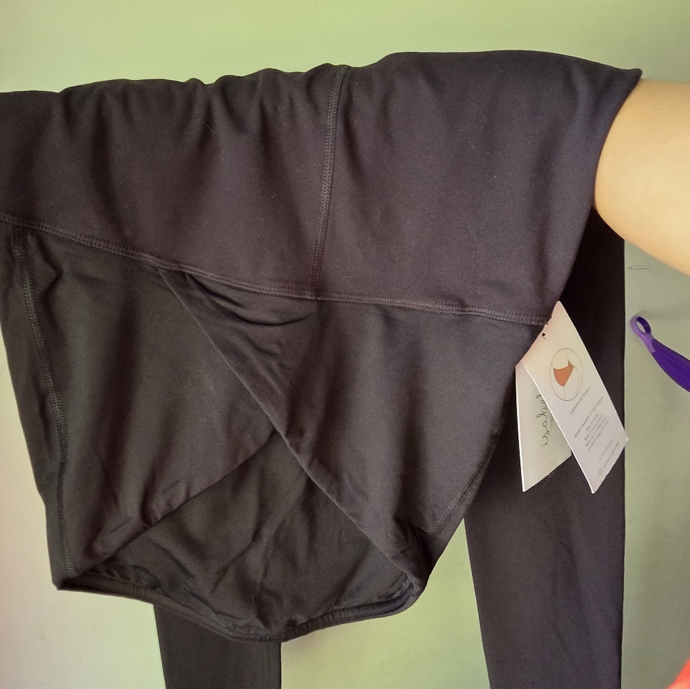 Isabel Maternity by Ingrid & Isabel Active-Black Leggings With Cossover Panel